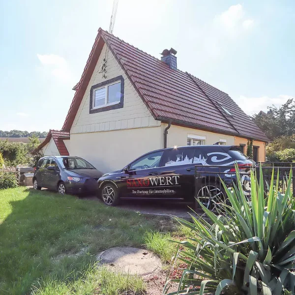 Auszug aus über 212 von uns verkauften Häusern (Einfamilienhäuser, Doppelhaushälften, Reihenhäuser, Villen etc.) in Dresden und Umgebung