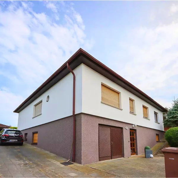 Auszug aus über 212 von uns verkauften Häusern (Einfamilienhäuser, Doppelhaushälften, Reihenhäuser, Villen etc.) in Leipzig und Umgebung